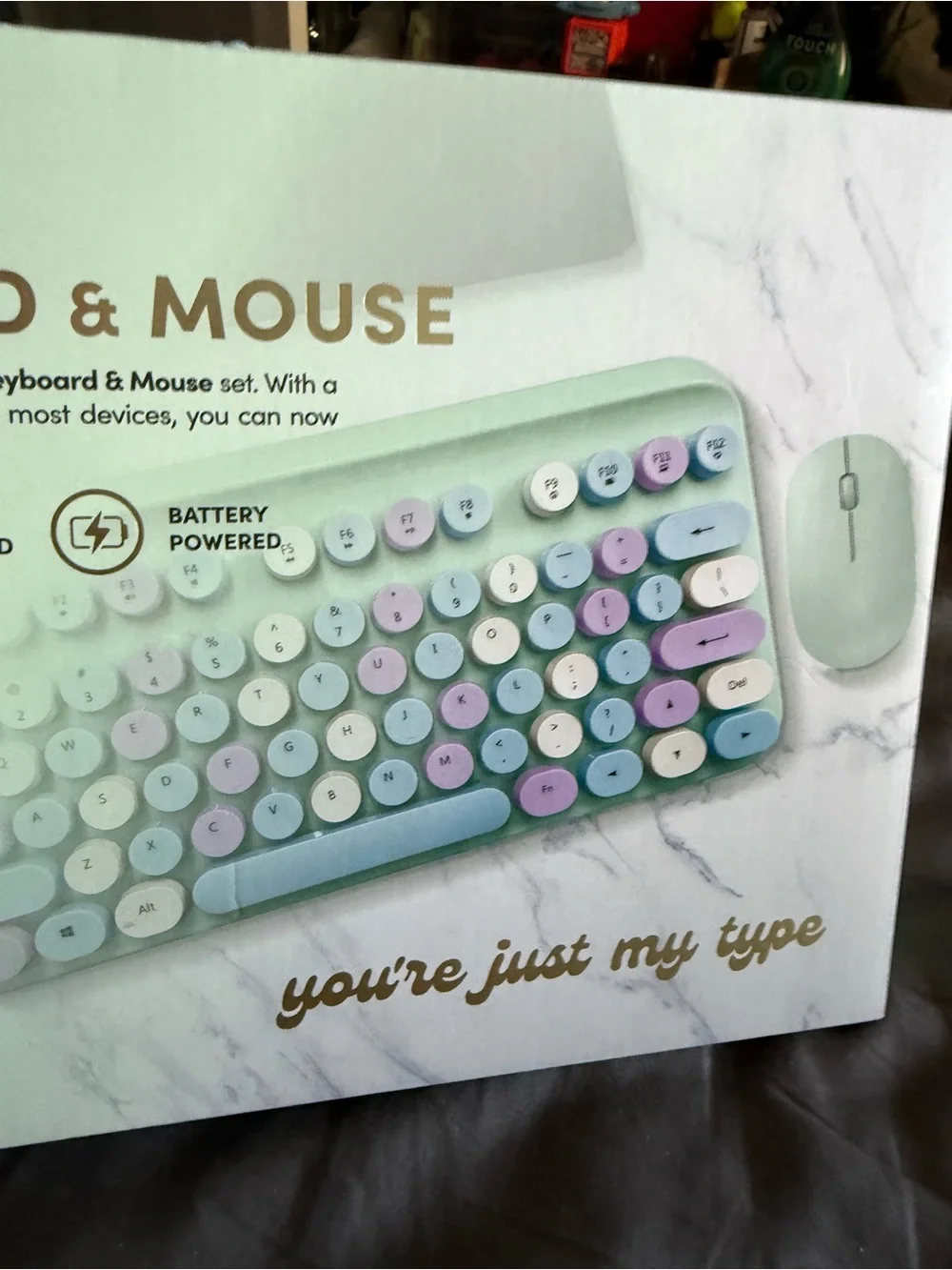 Poppy Pastel Wireless Keyboard & Mouse Set NWT Color is like a mint green